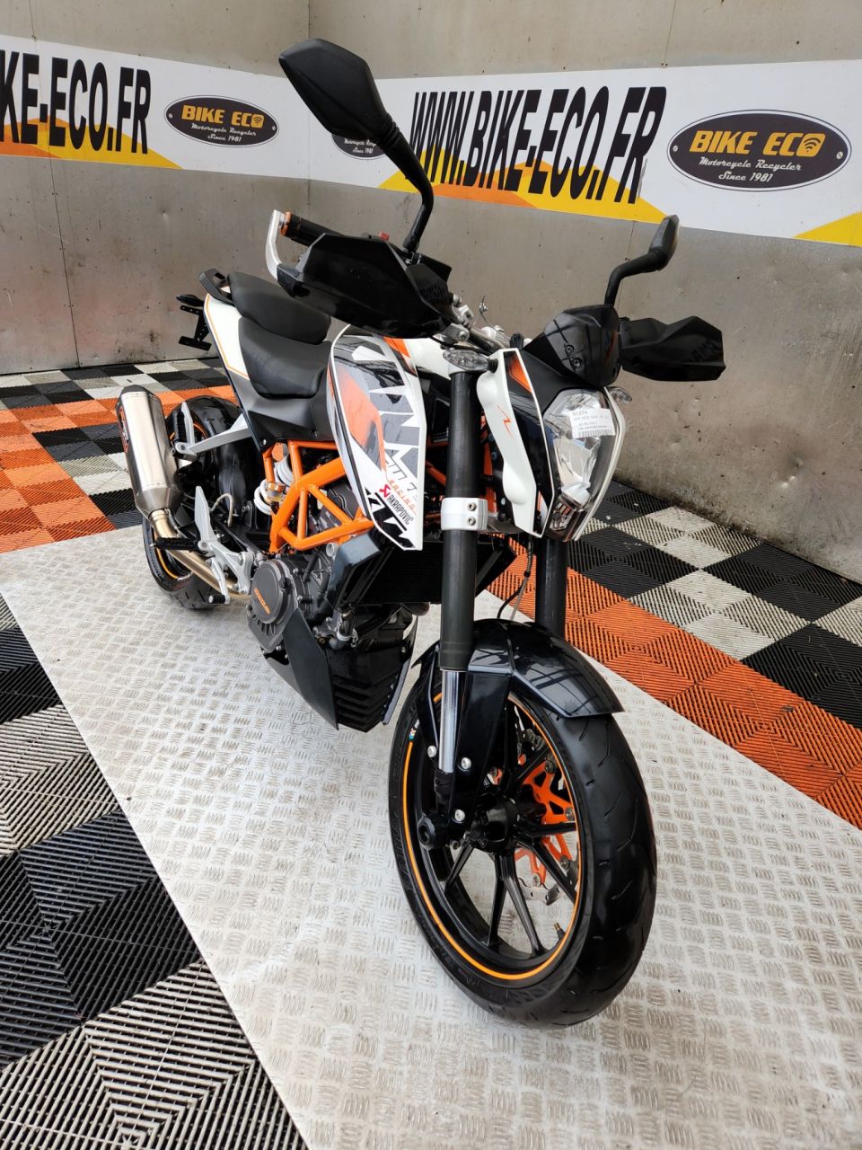KTM 125 DUKE 4