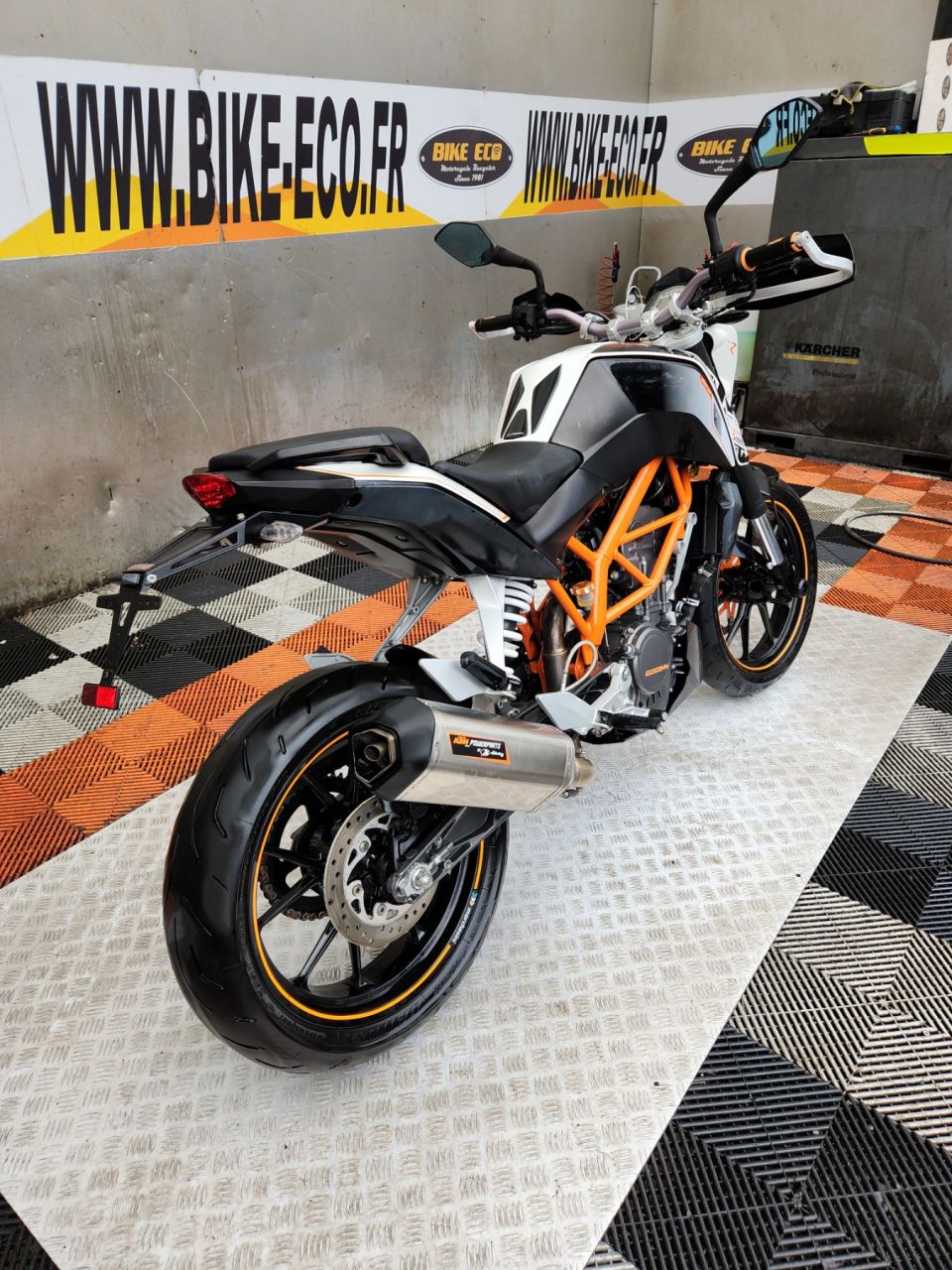 KTM 125 DUKE 4