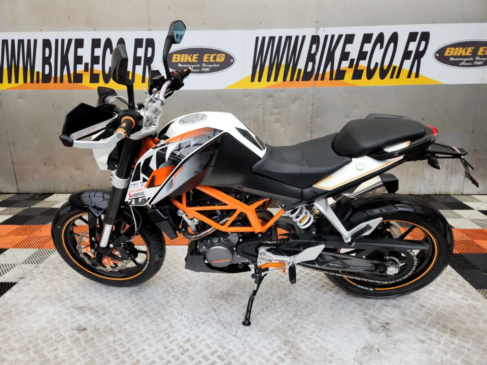 KTM 125 DUKE 4