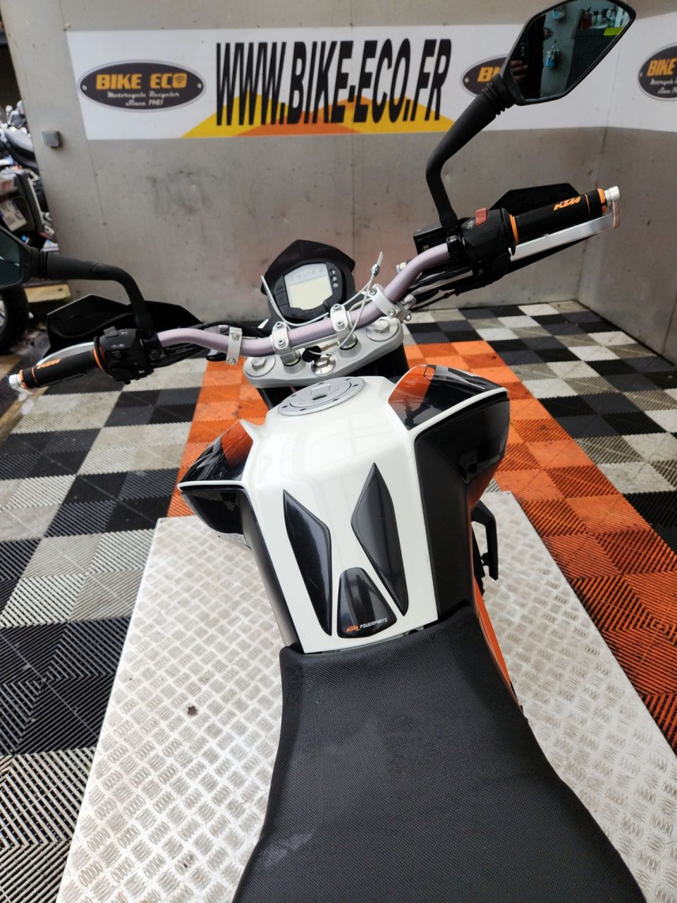 KTM 125 DUKE 4