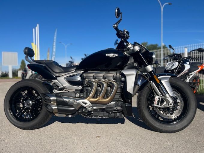 TRIUMPH ROCKET 3 R 4