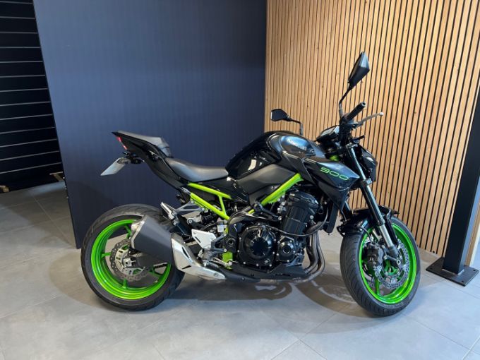 KAWASAKI Kawazaki Z900 4