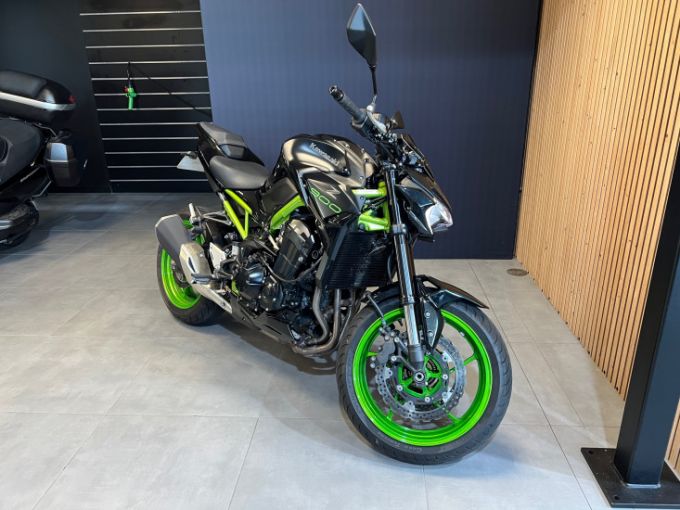 KAWASAKI Kawazaki Z900 4