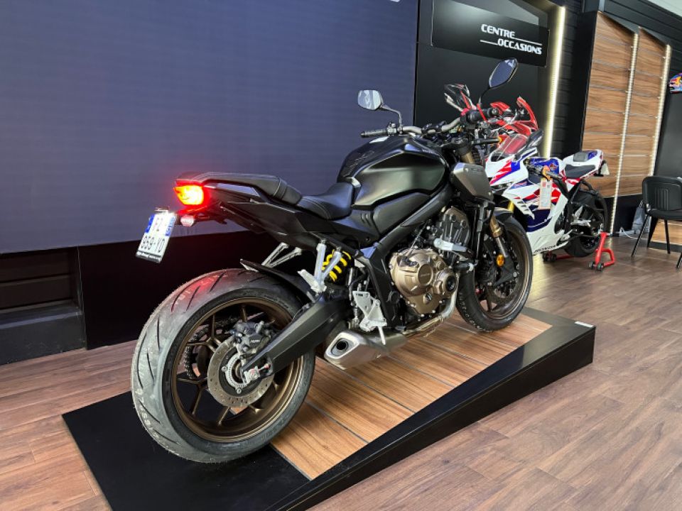 HONDA CB650R Neo Sports Café 4