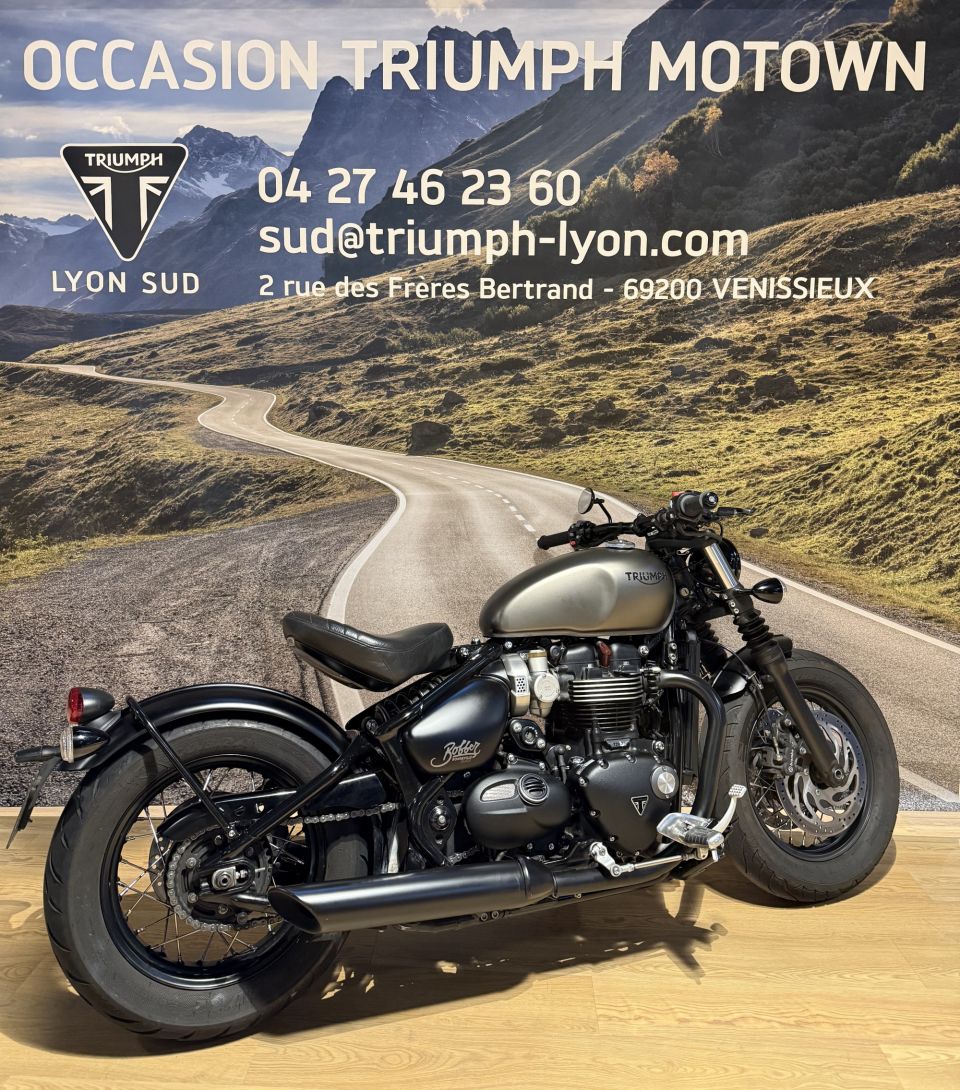 TRIUMPH Bonneville Bobber 1200 4