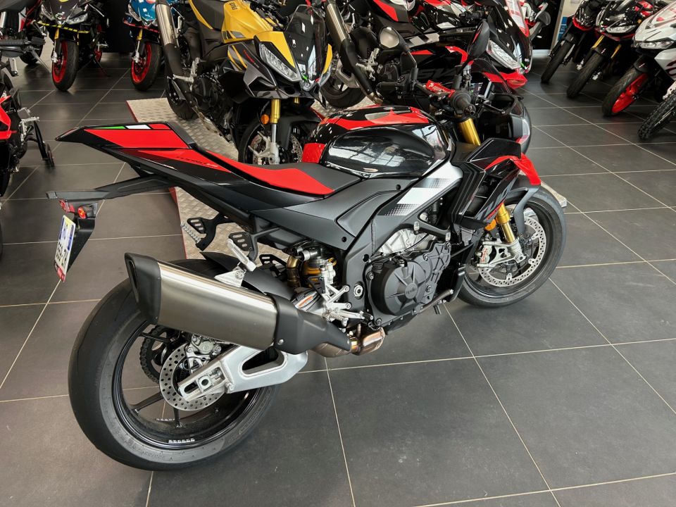 APRILIA TUONO 1100 V4 FACTORY 4