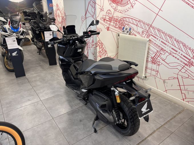 HONDA ADV 350 4
