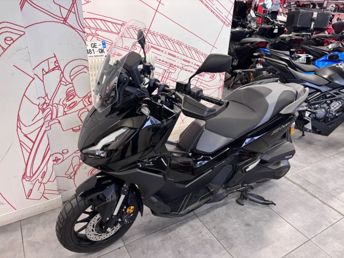 HONDA ADV 350 4