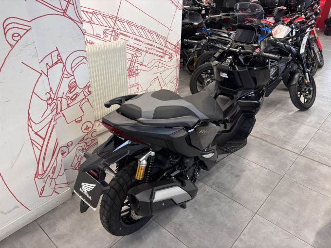 HONDA ADV 350 4