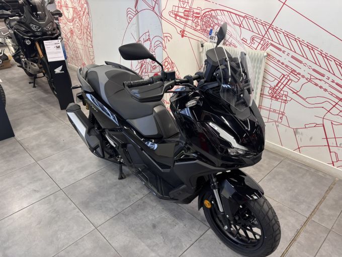 HONDA ADV 350 4