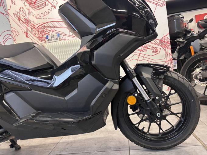 HONDA ADV 350 4