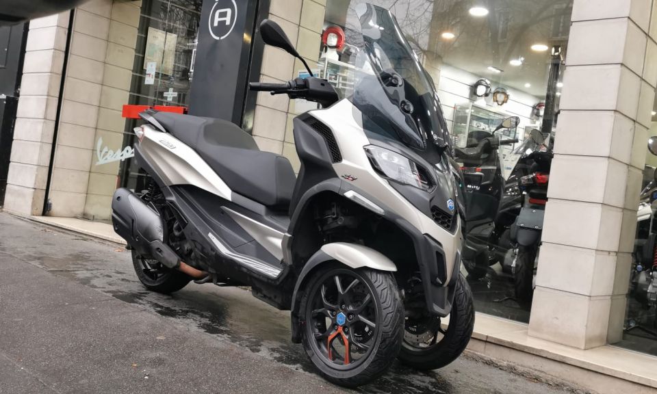 PIAGGIO MP3 530 HPE EXCLUSIVE 4