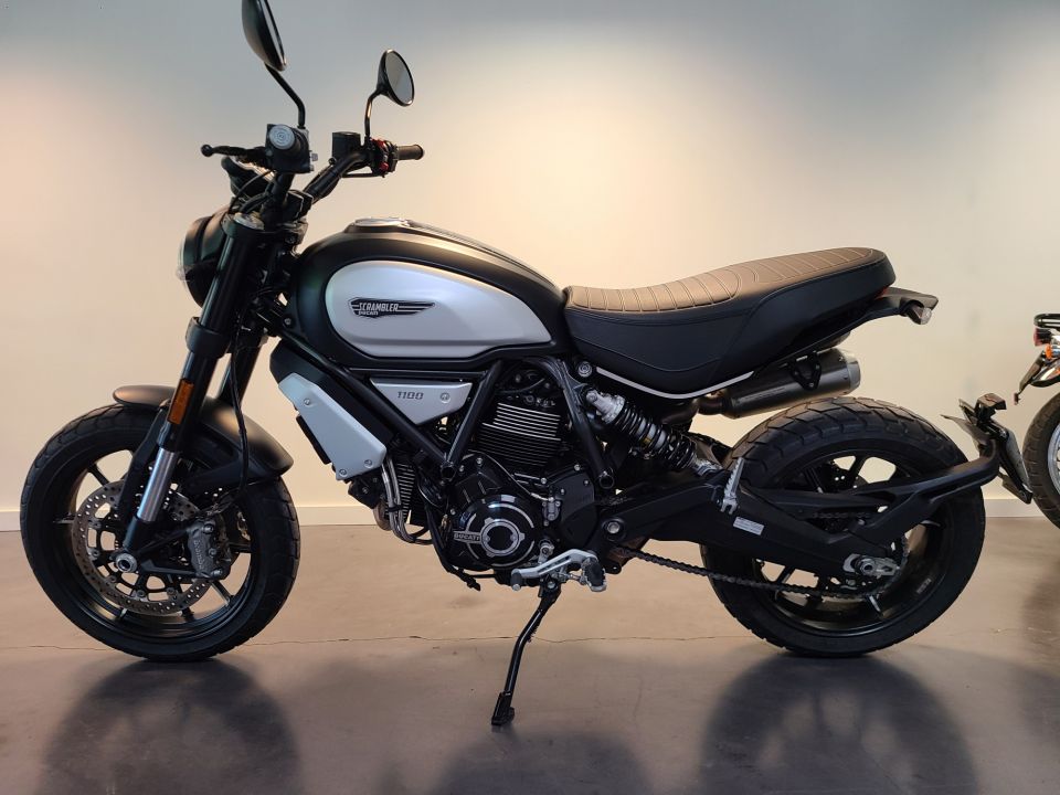 DUCATI SCRAMBLER 4