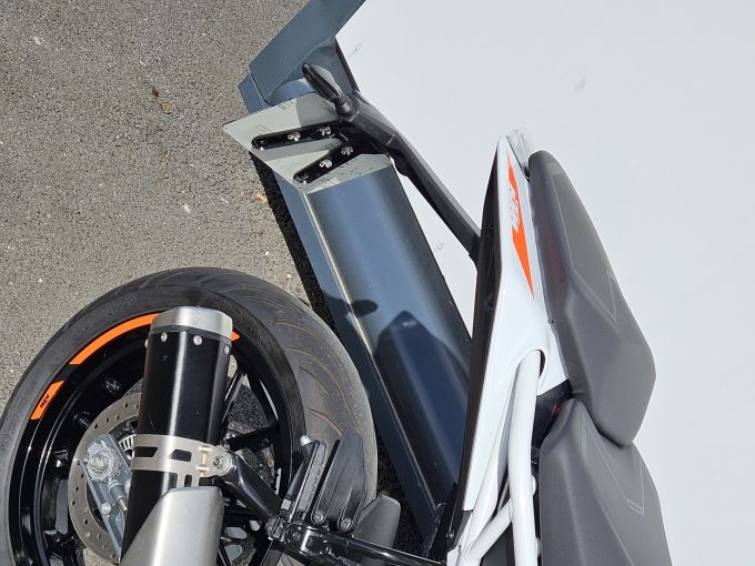 KTM 125 DUKE 4