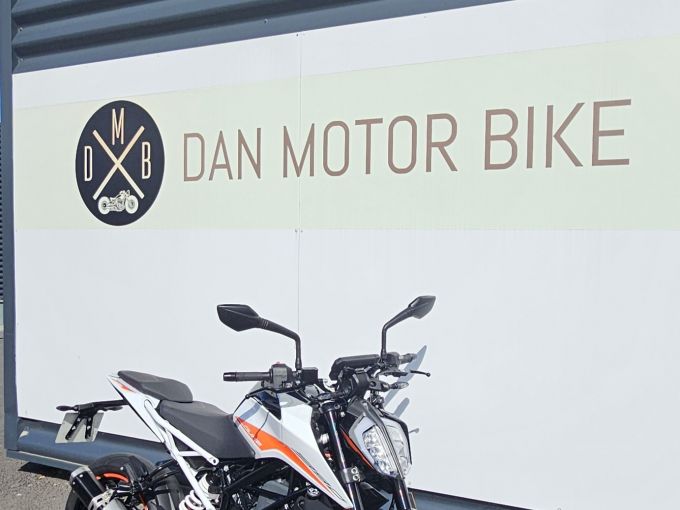 KTM 125 DUKE 4