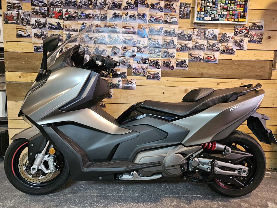 KYMCO AK 550 4