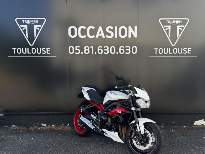TRIUMPH STREET TRIPLE 675 R 4