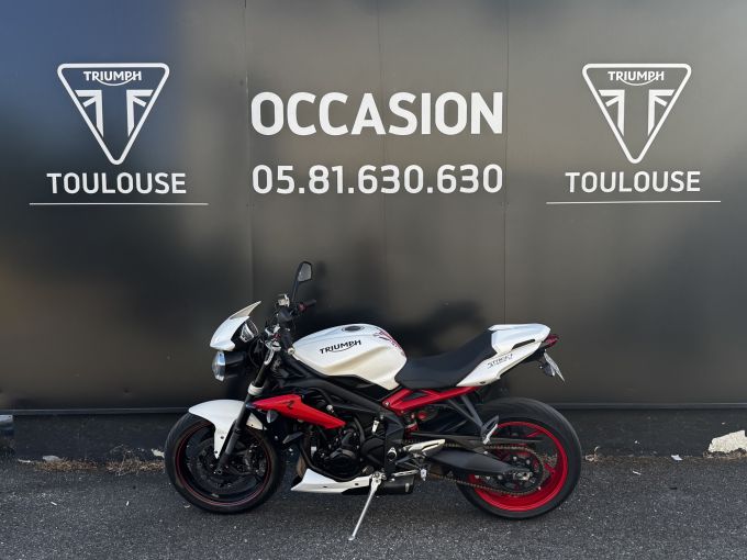 TRIUMPH STREET TRIPLE 675 R 4