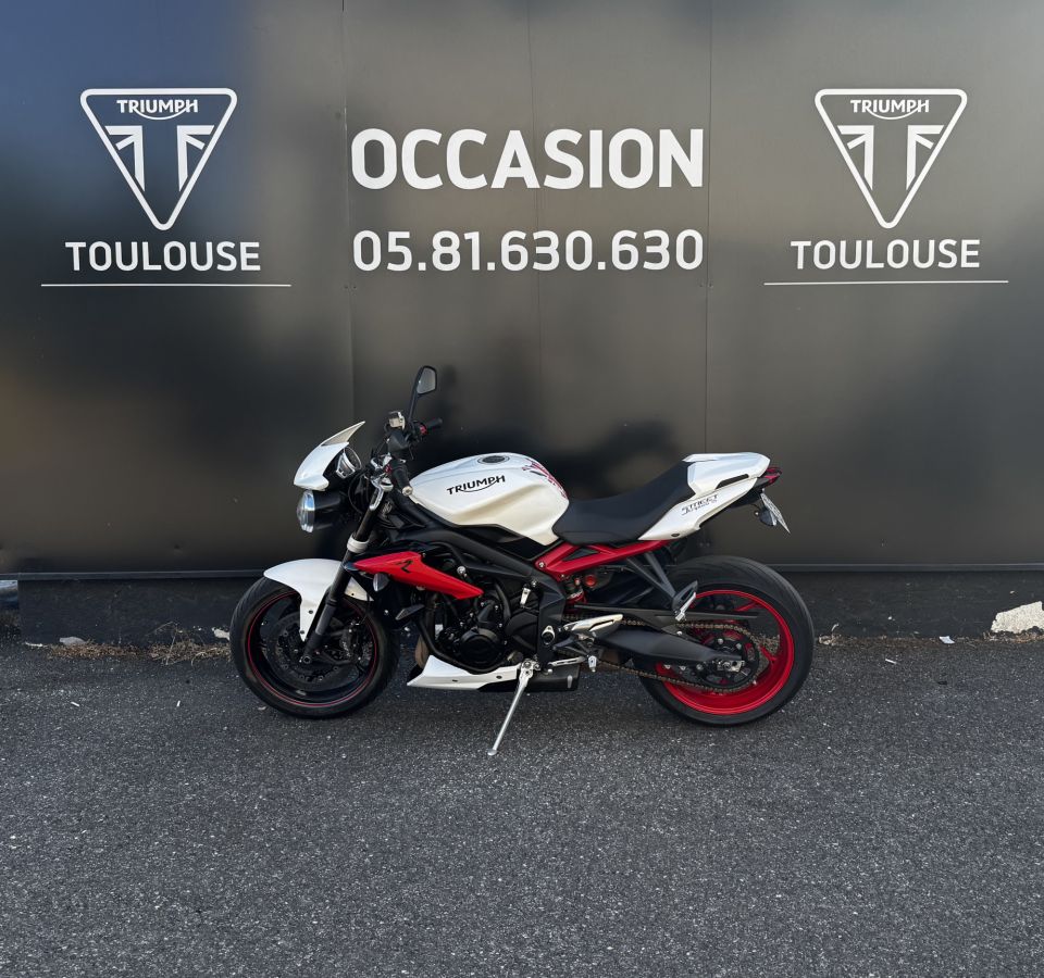 TRIUMPH STREET TRIPLE 675 R 4