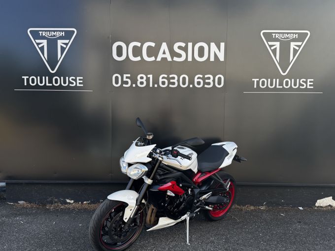 TRIUMPH STREET TRIPLE 675 R 4