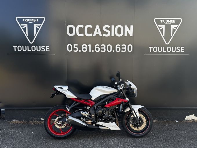 TRIUMPH STREET TRIPLE 675 R 4