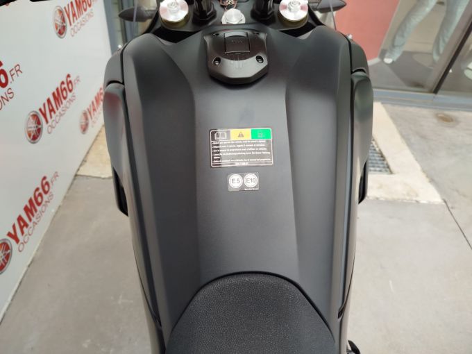 YAMAHA XTZ TENERE 700 4