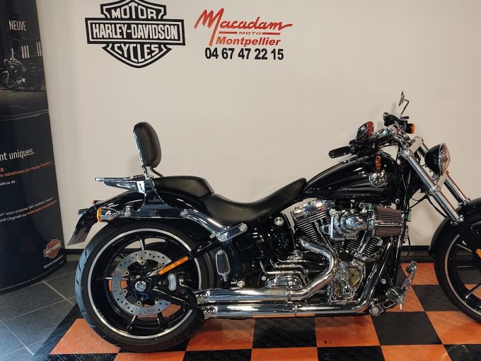 HARLEY-DAVIDSON SOFTAIL BREAKOUT 1690 4