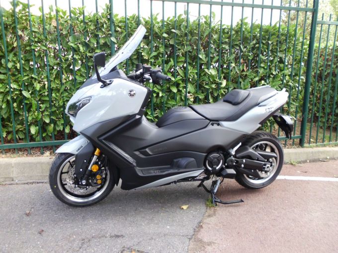 YAMAHA XP T-MAX 560 TECH MAX 4