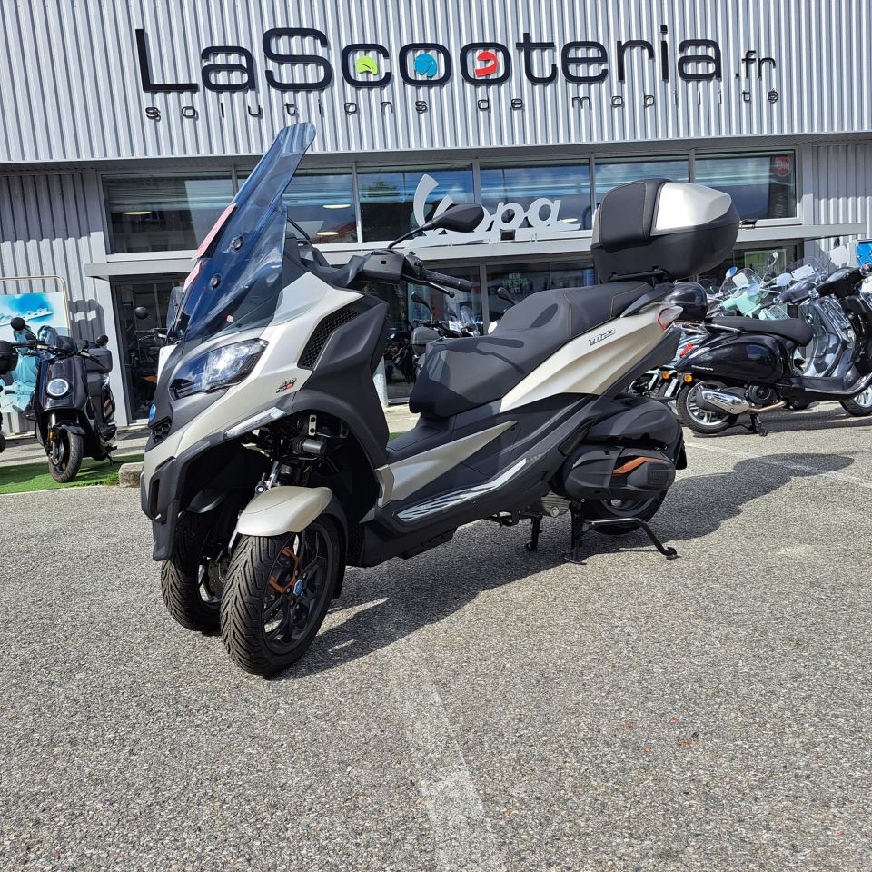 PIAGGIO MP3 530 HPE EXCLUSIVE 4