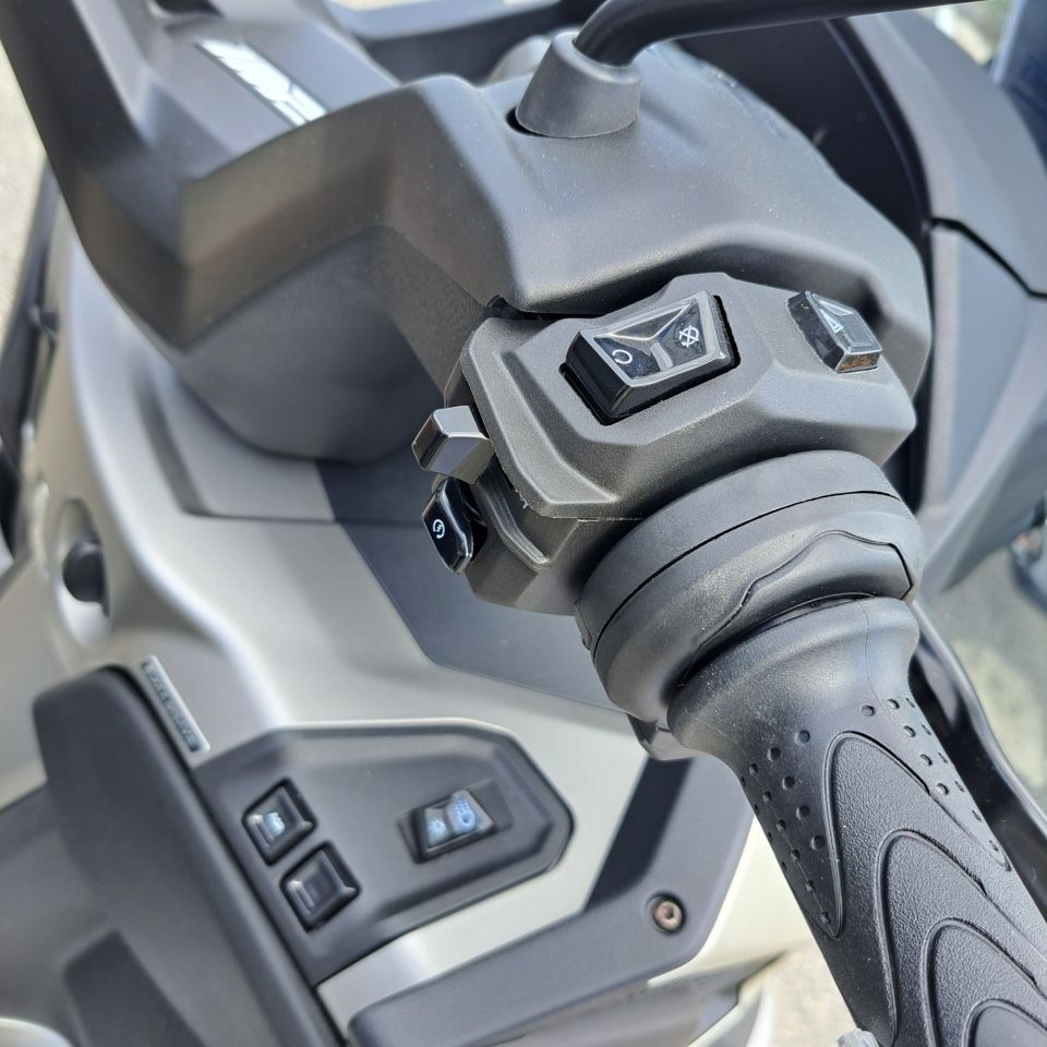 PIAGGIO MP3 530 HPE EXCLUSIVE 4