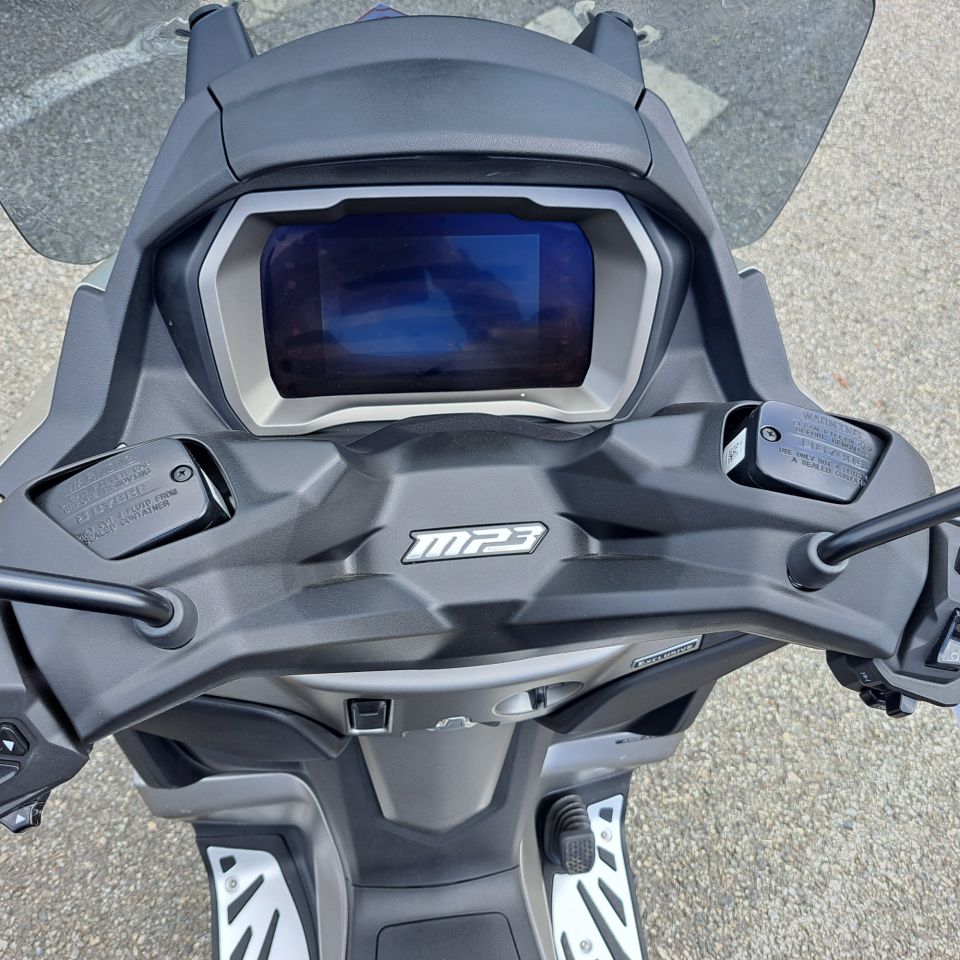 PIAGGIO MP3 530 HPE EXCLUSIVE 4