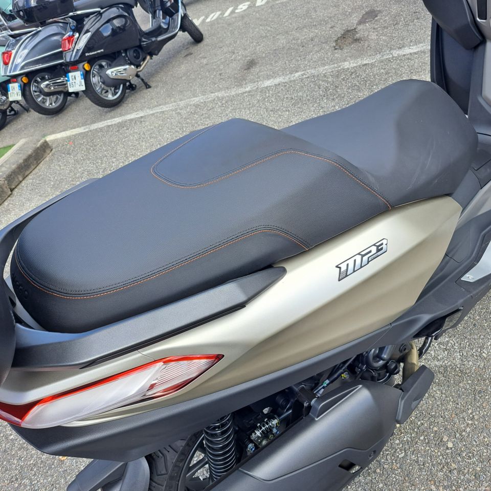 PIAGGIO MP3 530 HPE EXCLUSIVE 4