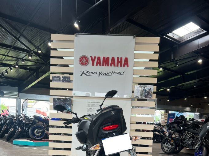 YAMAHA MT-125 ABS 4