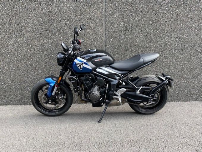 TRIUMPH TRIDENT 660 4