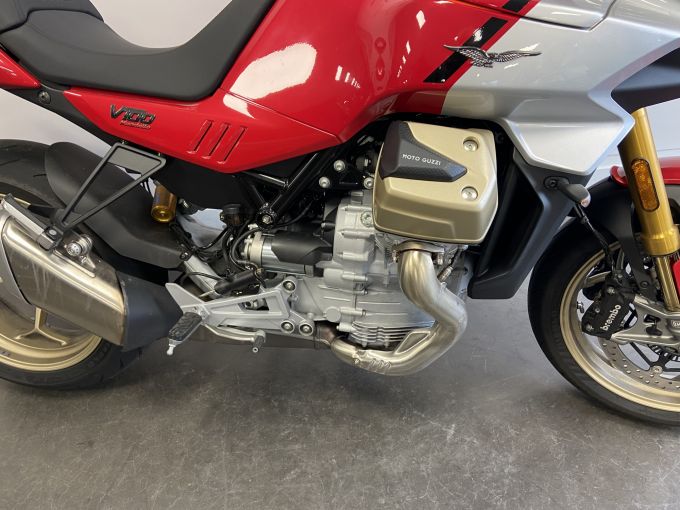 MOTO GUZZI V100  MANDELLO 4