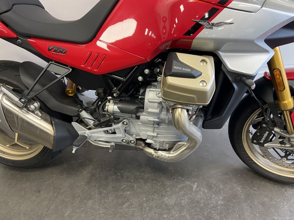 MOTO GUZZI V100  MANDELLO 4