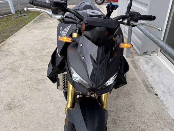 HONDA CB1000 Hornet SP 4