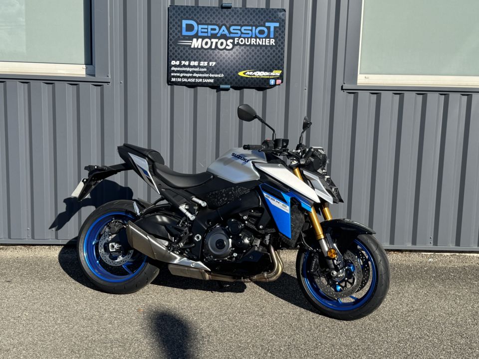 SUZUKI GSX-S 1000 ABS 4