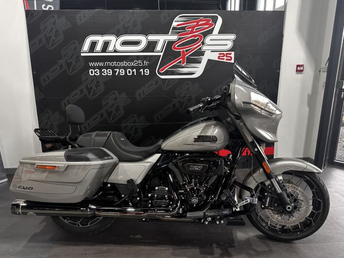 HARLEY-DAVIDSON TOURING STREET GLIDE 1977 CVO  4