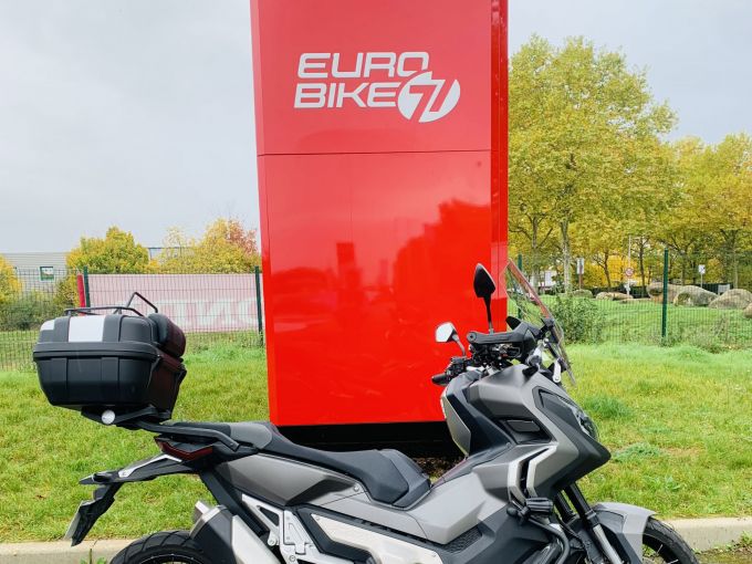 HONDA X-ADV 4