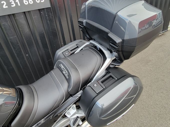 YAMAHA FJR 1300 4