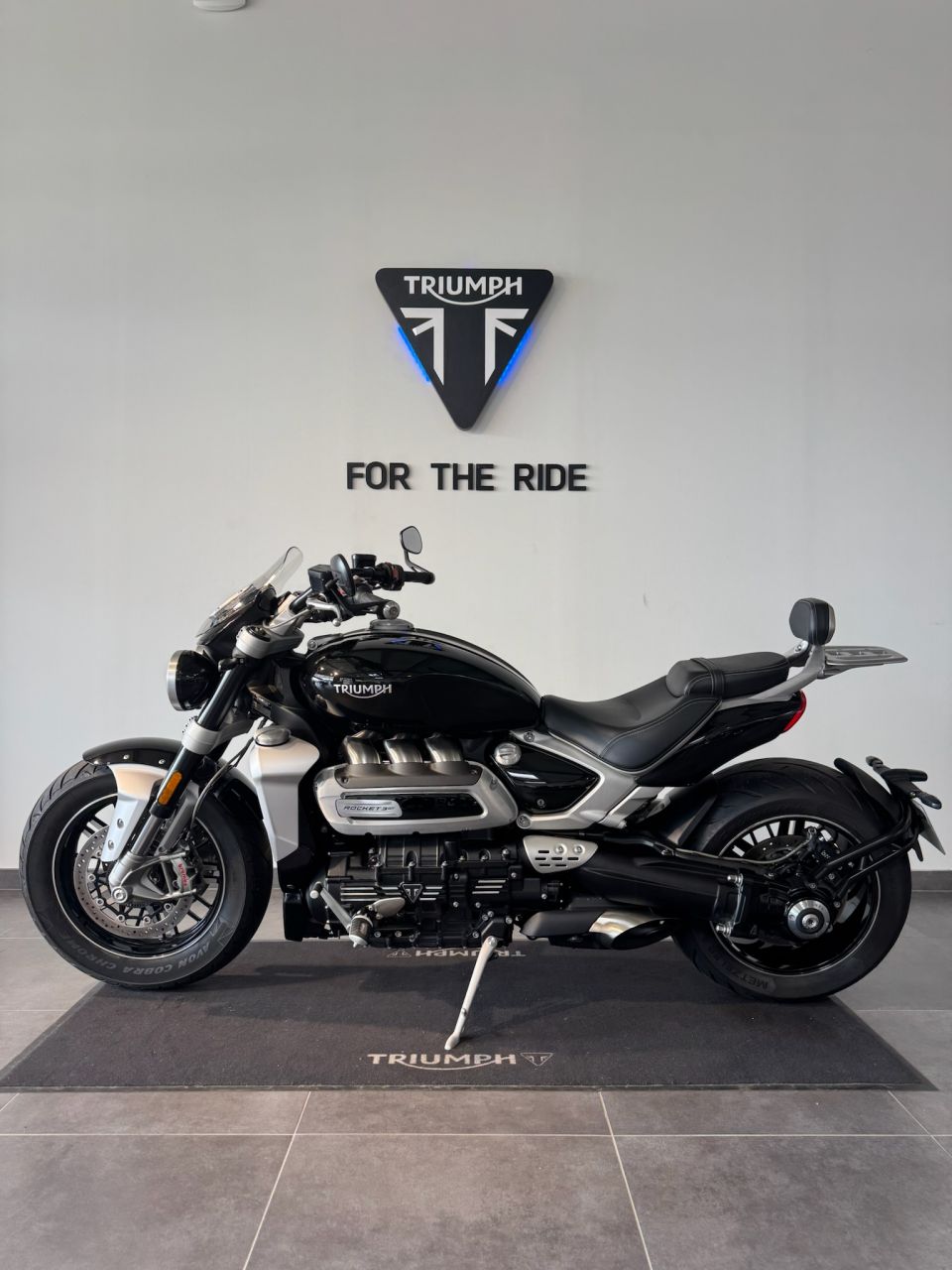 TRIUMPH ROCKET 3 GT 4
