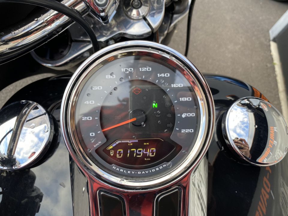 HARLEY-DAVIDSON SOFTAIL SPORT GLIDE 1745 4