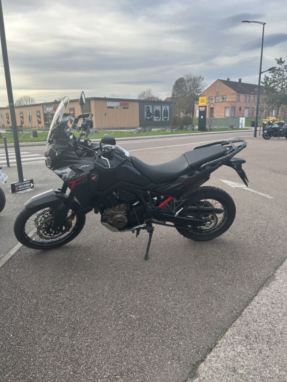 HONDA Africa Twin CRF1100L 4