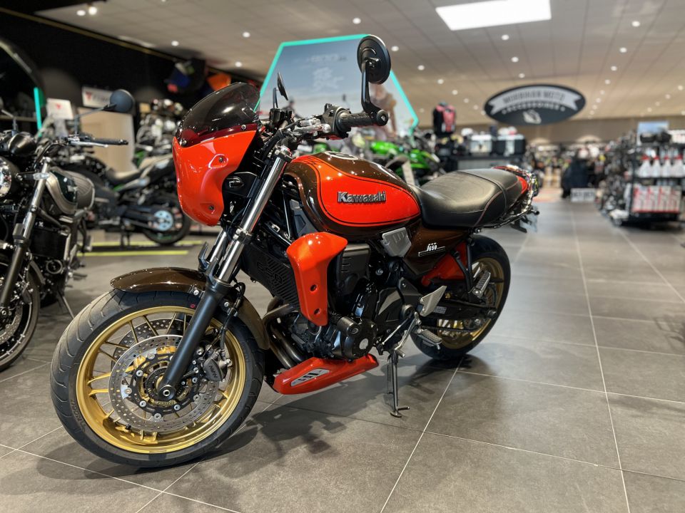 KAWASAKI Z 650 RS 4