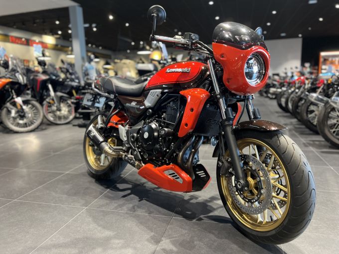 KAWASAKI Z 650 RS 4