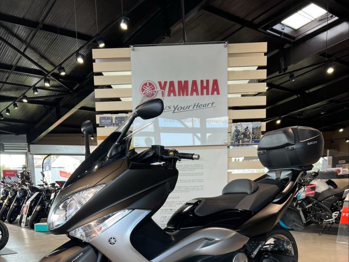 YAMAHA XP T-MAX 500 ABS TECH MAX 4