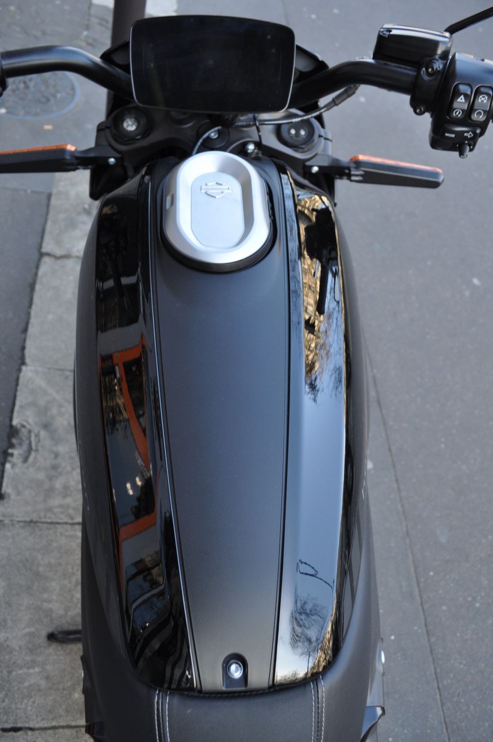 HARLEY-DAVIDSON LiveWire 4