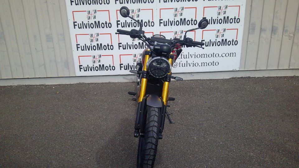 TRIUMPH Scrambler 400 X 4