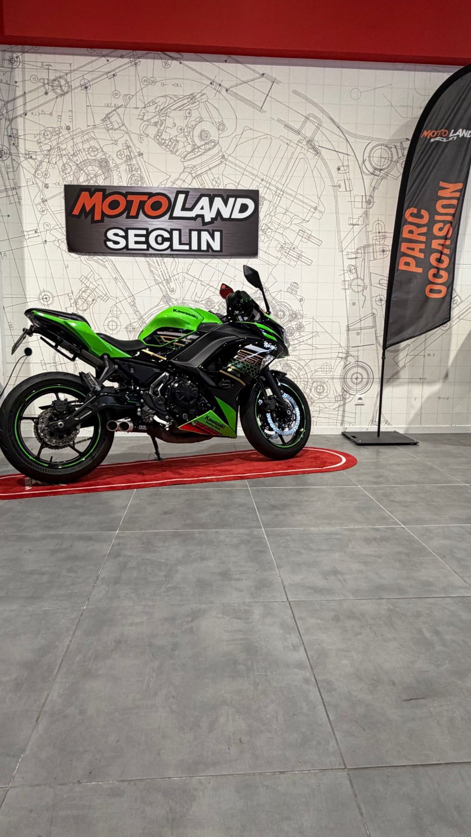 KAWASAKI NINJA 650 4